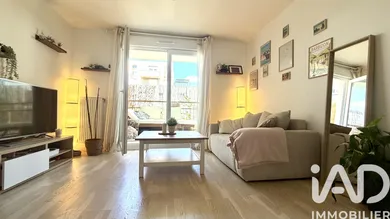 Apartment in Noisy-le-Grand (93160)