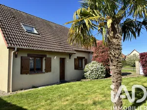 House in Sierville (76690)