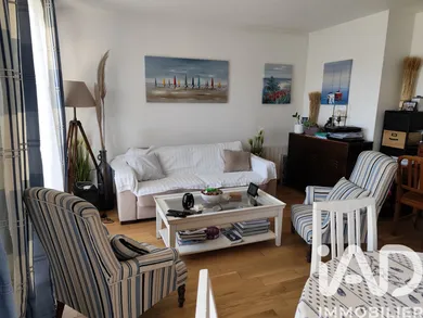 Apartment in La Rochelle (17000)
