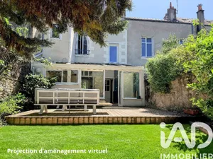 Townhouse in Tours (37000)