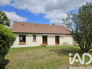 House in Saint-Lubin-des-Joncherets (28350)