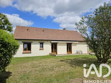 House in Saint-Lubin-des-Joncherets (28350)