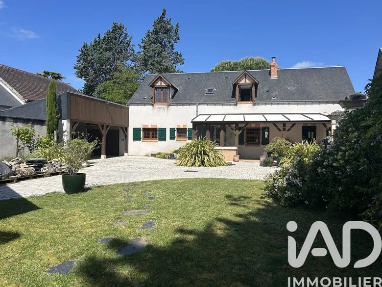 Maison 5 pièces 127 m² · à Lestiou · 127 m² · 262 000 €
