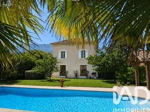 House in Vif (38450)