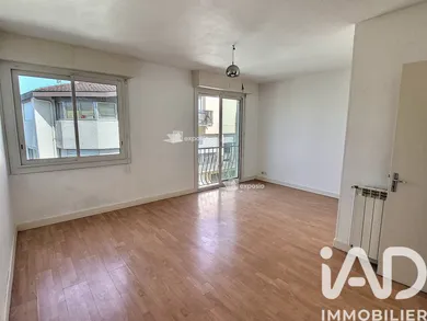 Apartment in Dax (40100)