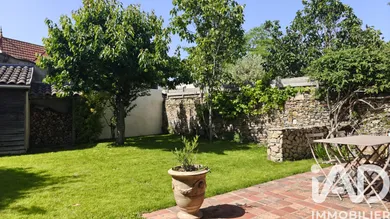 Townhouse in Couëron (44220)