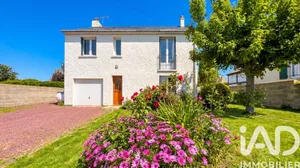 Traditional house in Saint-Jouan-des-Guérets (35430)