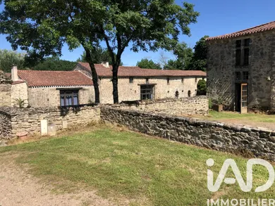 Domaine à Rives de l'Yon (85310)