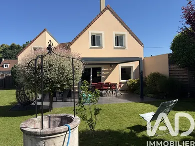 Traditional house in Villecresnes (94440)