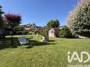 Maison traditionnelle à Villecresnes (94440)
