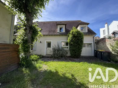 House in Fontainebleau (77300)