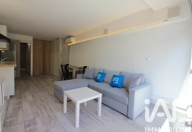 Apartment in Antibes (06600)