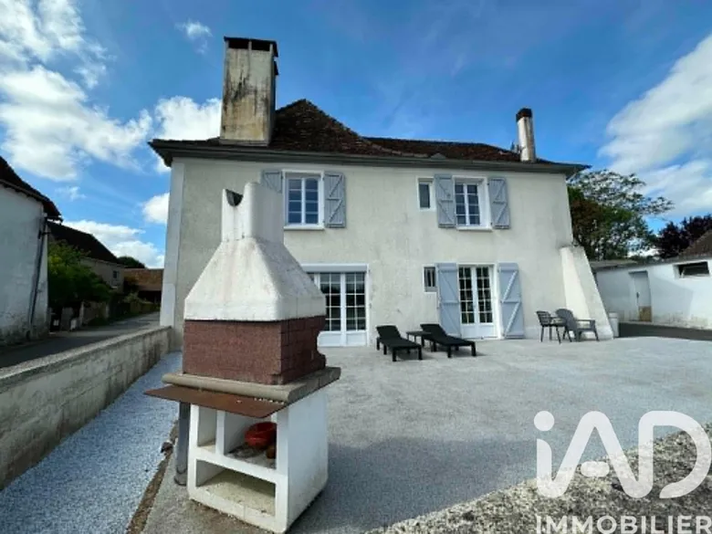 Maison 6 pièces 157 m² · à Orthez · 157 m² · 260 000 €