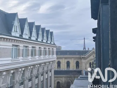 Apartment in Paris (75005)