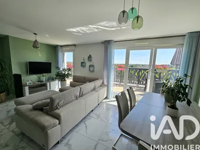 Apartment in Les Pavillons-sous-Bois (93320)