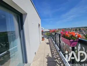 Apartment in Les Pavillons-sous-Bois (93320)