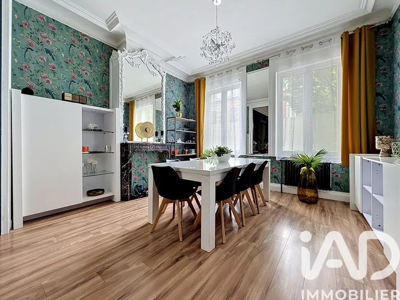Maison 6 pièces 190 m² · à Roubaix · 190 m² · 299 000 €