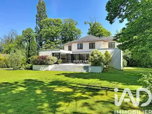 Maison d'architecte à Saint-Fargeau-Ponthierry (77310)