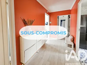 Apartment in Yerres (91330)
