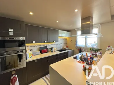 Duplex in Savigny-le-Temple (77176)