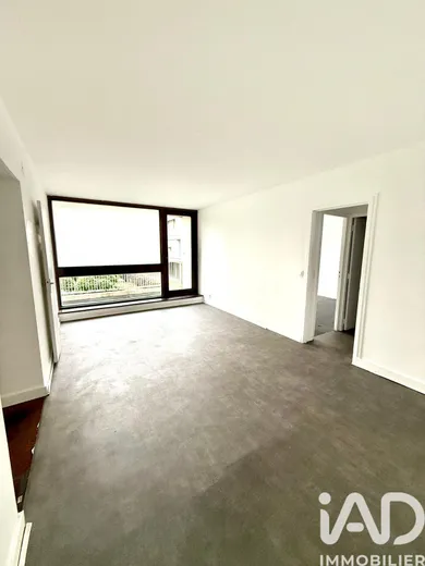Appartement à Stains (93240)