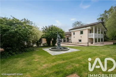 Architectural house in Sciez (74140)