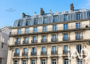 Apartment in Paris (75009)
