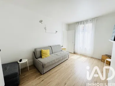Apartment in Montrouge (92120)
