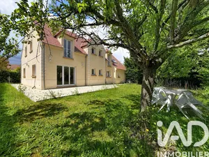 House in Bussy-Saint-Georges (77600)