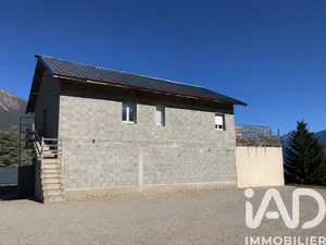 Maison traditionnelle à Crots (05200)