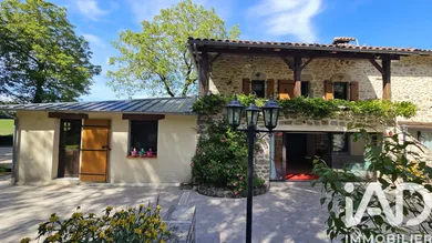 Maison de campagne à Lauresses (46210)