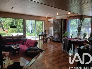 Architectural house in Luxey (40430)