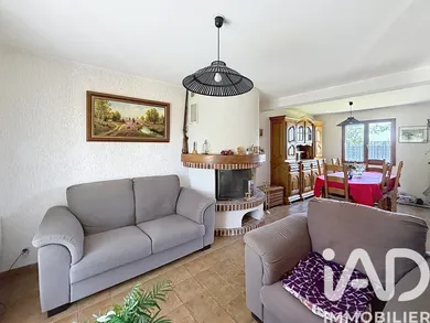 Maison à Tacoignières (78910)