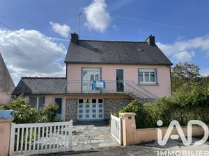 House in Saint-Nicolas-du-Pélem (22480)
