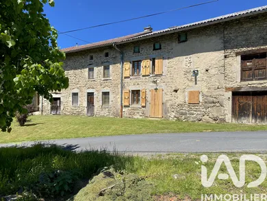 Maison à Saint bonnet le bourg (63630)