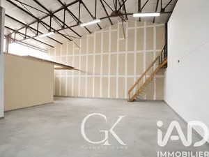 Commercial walls in Rochetoirin (38110)