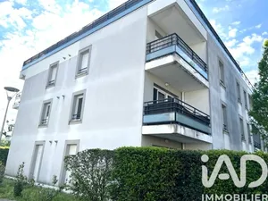 Apartment in Villenave-d'Ornon (33140)
