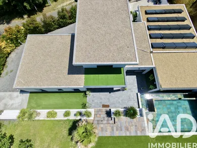 Maison d'architecte à Sommières (30250)