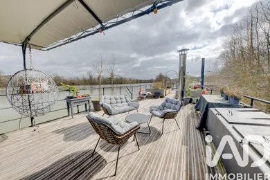 Péniche à Le Port-Marly (78560)