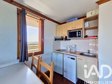 Apartment in Besse-et-Saint-Anastaise (63610)