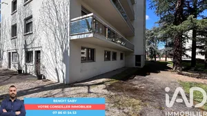 Apartment in Saint-Chamond (42400)