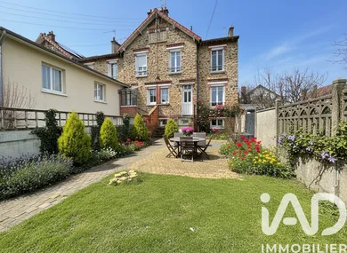 Maison à Vaires-sur-Marne (77360)