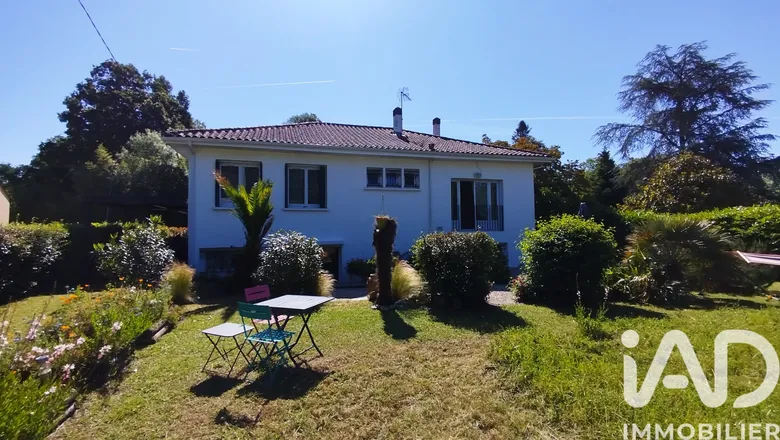 Maison 6 pièces 150 m² · à Le Taillan-Médoc · 150 m² · 476 000 €