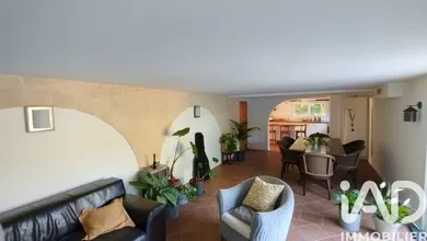 Maison de ville à Le Taillan-Médoc (33320)