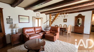 Maison à Saint-Aubin-d'Aubigné (35250)
