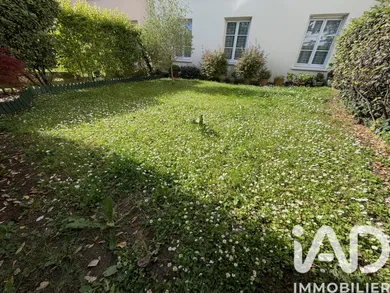 Apartment in Ablon-sur-Seine (94480)