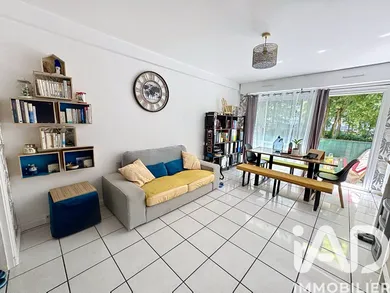 Apartment in Saint-Michel-sur-Orge (91240)