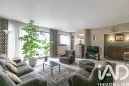 Apartment in Fontenay-sous-Bois (94120)