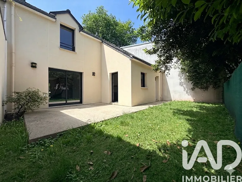 Maison 5 pièces 119 m² · à Nantes · 118,6 m² · 455 000 €