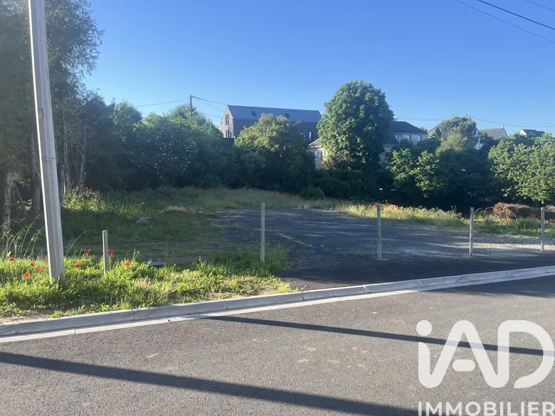 Terrain à bâtir à Vouvray (37210) · 85 000 €